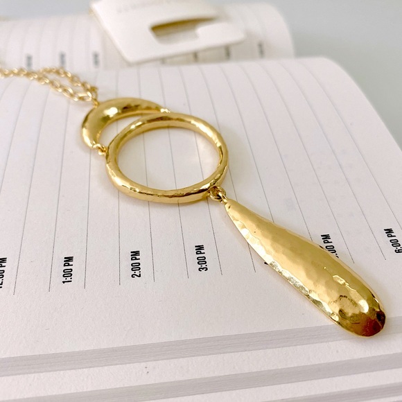 Sole Society Hammered 12k Gold-Plated Open Ring Pendant Necklace - Picture 5 of 10